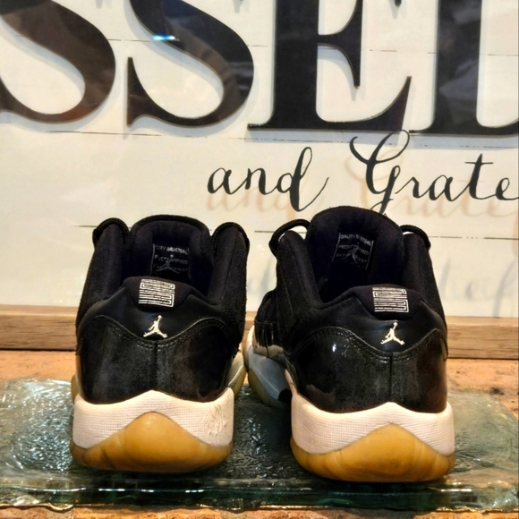 Air Jordan 11 Retro Low GS Sz 5.5Y Black 'Barons' Grey #528896-010 - Picture 4 of 9